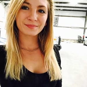 Meet your Posher, Chloé